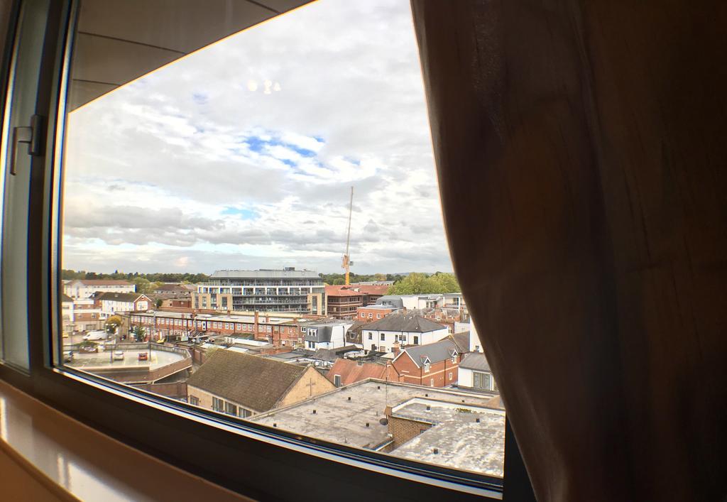 Luxurious Providence Apartment Maidenhead Eksteriør bilde