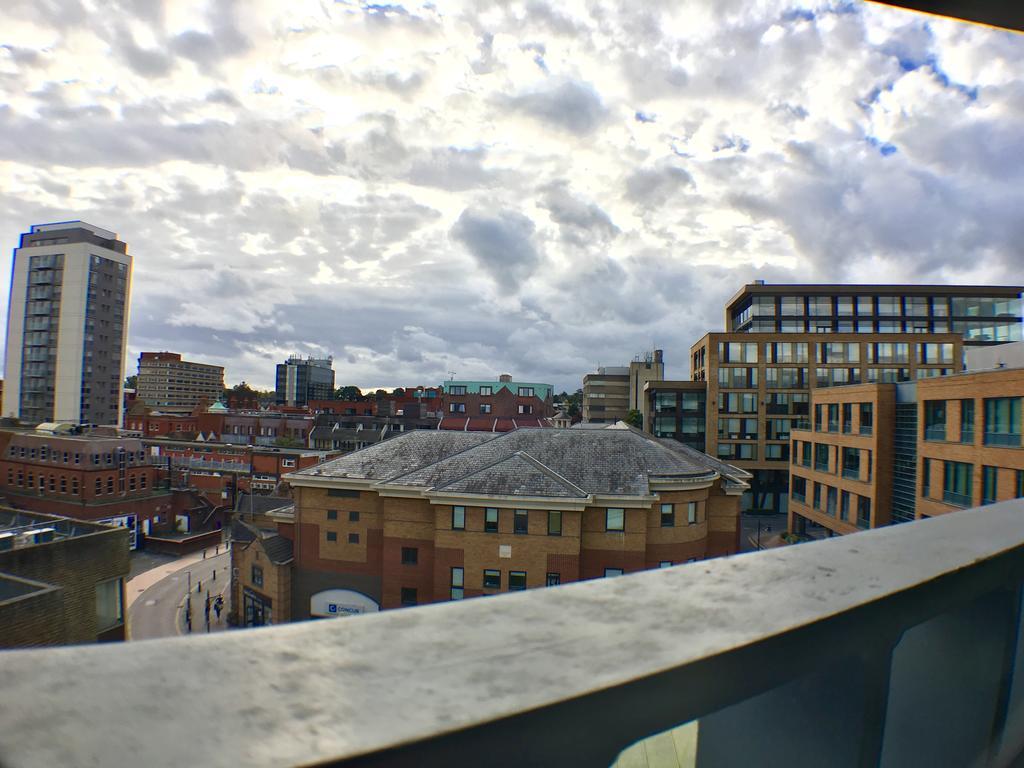 Luxurious Providence Apartment Maidenhead Eksteriør bilde